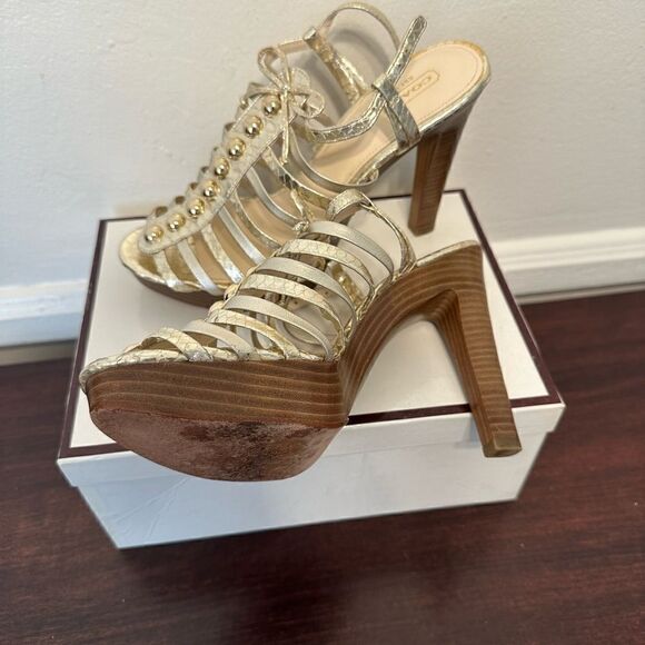 Coach platform leather heel in gold size 7 - Picture 9 of 14
